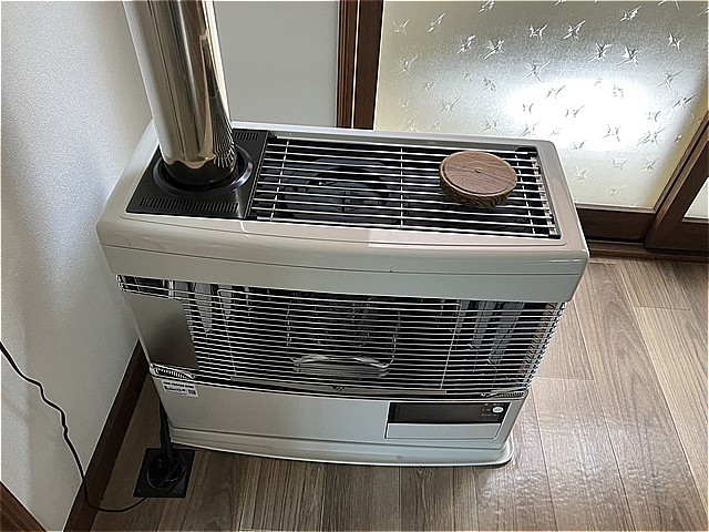 西岡1条9丁目　4LDK　戸建（賃貸）駐車場2台確保可能。ペットも可能です。買い物なども便利なエリアです。お問い合わせお待ちしてます！