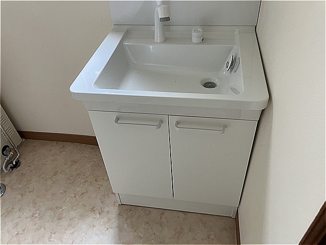 西岡1条9丁目　4LDK　戸建（賃貸）駐車場2台確保可能。ペットも可能です。買い物なども便利なエリアです。お問い合わせお待ちしてます！