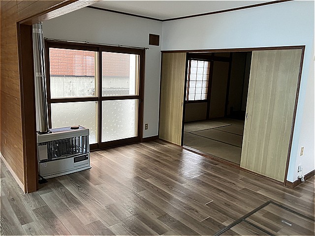 西岡1条9丁目　4LDK　戸建（賃貸）駐車場2台確保可能。ペットも可能です。買い物なども便利なエリアです。お問い合わせお待ちしてます！