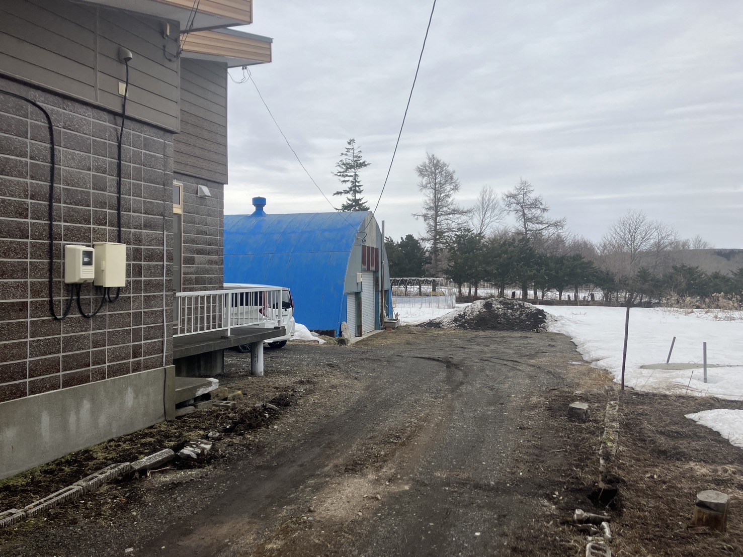 北広島市輪厚　古家付き農地